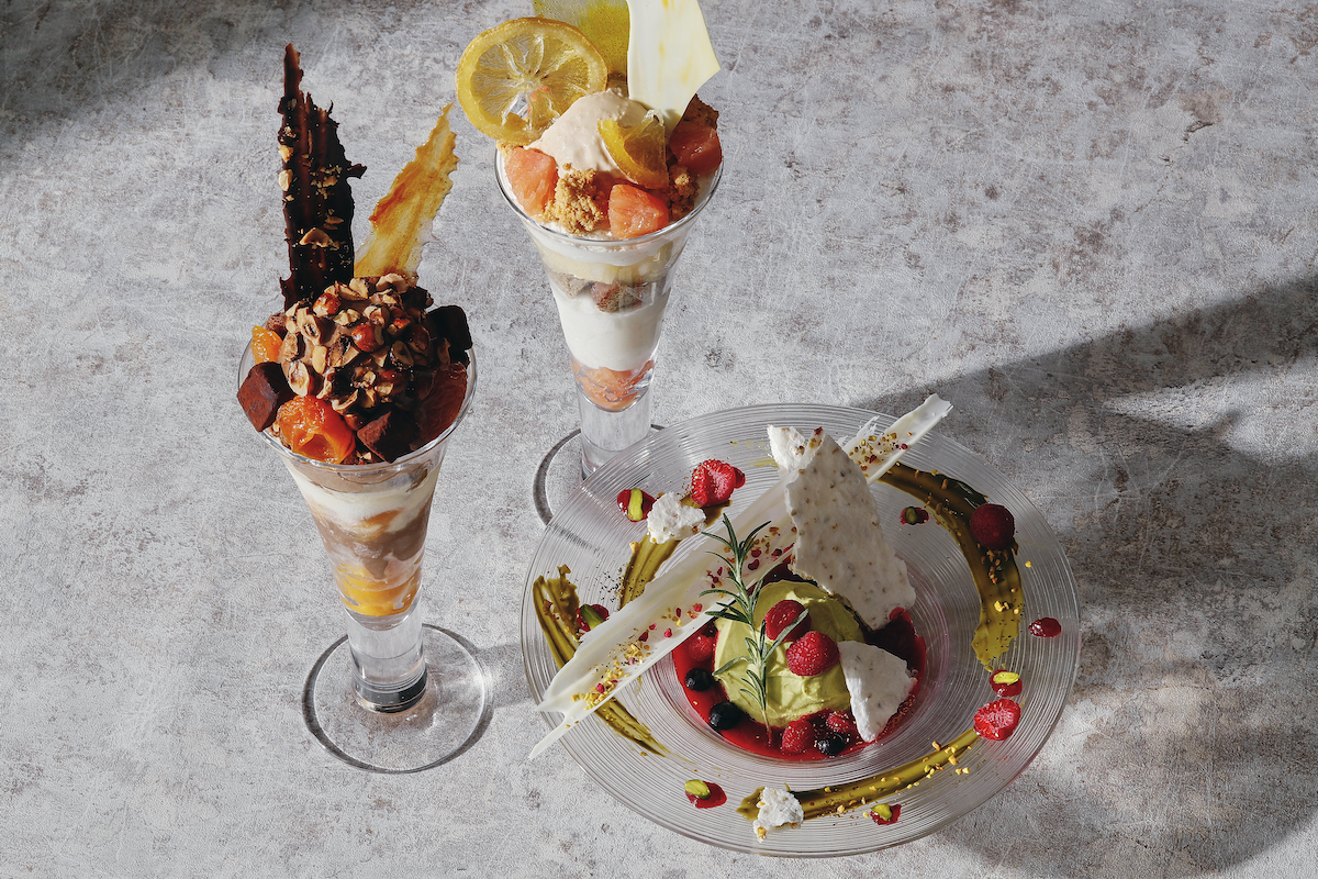 週末の夜は大人のパフェ『Premium Parfait at THE BAR 〜 Spring